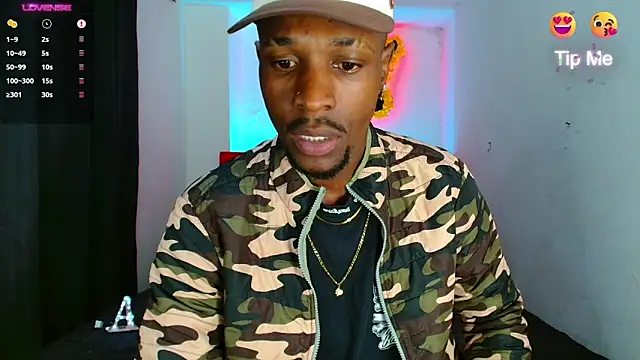 Snapshot of Aroonpapisex chatting on February 15, 2026, 12:11 am Aroonpapisex online show from February 15, 2026, 12:11 am