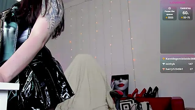 Vanessa Ives  online show from March 20, 2025, 9:04 am