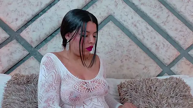 Alice Foster  online show from March 17, 2025, 7:48 pm