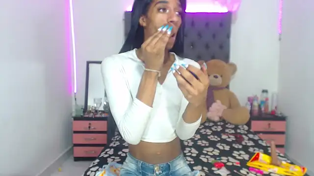 Snapshot of lucianadolll chatting on September 29, 2025, 2:12 pm lucianadolll online show from September 29, 2025, 2:12 pm