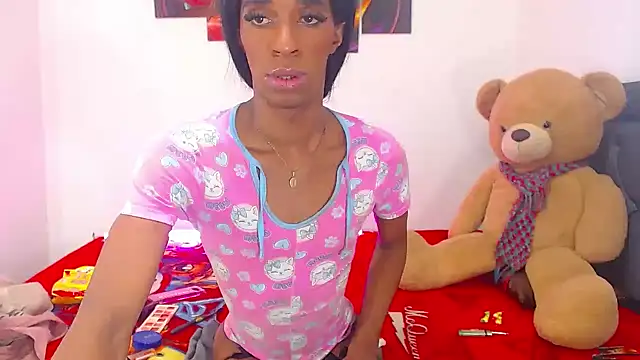 Snapshot of lucianadolll chatting on November 7, 2025, 5:12 am lucianadolll online show from November 7, 2025, 5:12 am