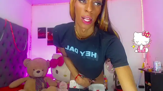 Snapshot of lucianadolll chatting on February 22, 2026, 11:28 pm lucianadolll online show from February 22, 2026, 11:28 pm