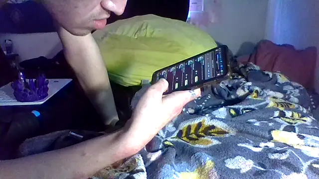 ATwinkie online show from March 22, 2025, 6:36 pm