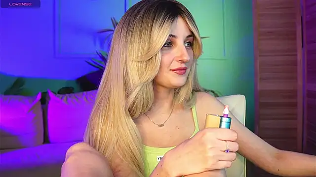 Katty Lights online show from September 11, 2025, 3:56 pm