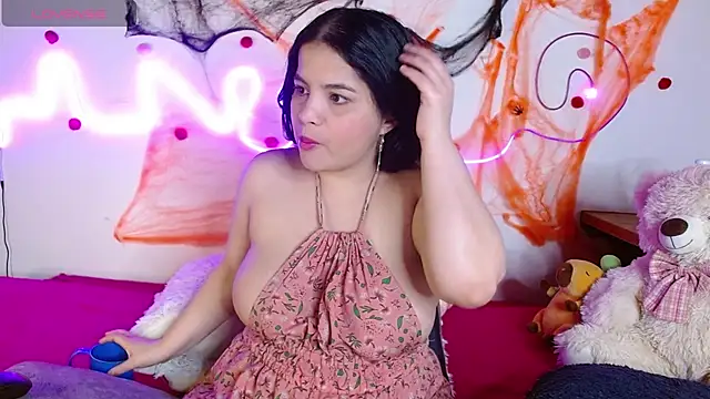 sophia cute1 1 online show from October 30, 2025, 12:03 pm