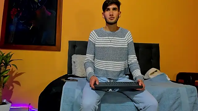 Thhiago tay online show from December 15, 2024, 8:58 pm