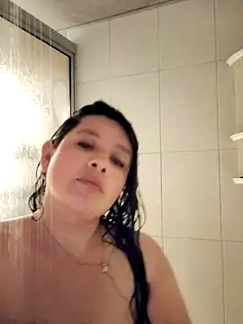 Neve Collins online show from March 13, 2025, 3:28 pm