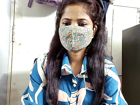 samosa73 online show from October 24, 2025, 6:51 pm