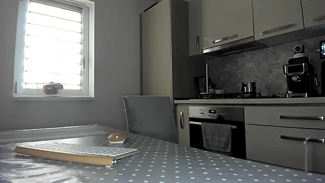 bbruneta37 online show from February 3, 2026, 11:26 am