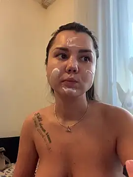 MiraMiss online show from October 25, 2025, 9:41 am