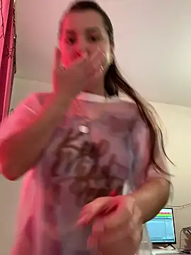 Snapshot of MiraMiss chatting on February 11, 2026, 7:19 am MiraMiss online show from February 11, 2026, 7:19 am