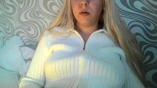 bunnyamy online show from March 13, 2025, 5:07 pm