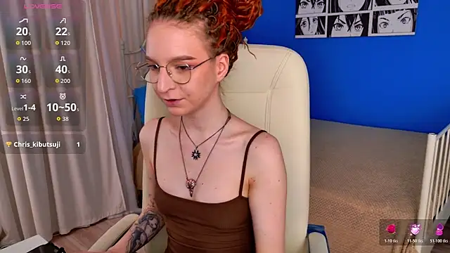Snapshot of VioletShine chatting on May 18, 2026, 1:27 pm VioletShine online show from May 18, 2026, 1:27 pm