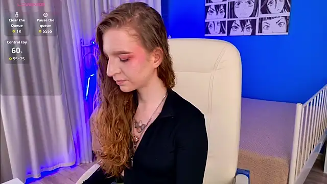 Snapshot of VioletShine chatting on February 21, 2026, 1:02 pm VioletShine online show from February 21, 2026, 1:02 pm