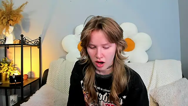 EvaStevs online show from February 15, 2025, 4:03 am