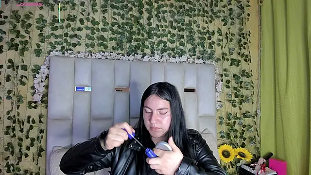 Snapshot of jenifer__power10 chatting on March 7, 2025, 11:40 am jenifer power10 online show from March 7, 2025, 11:40 am