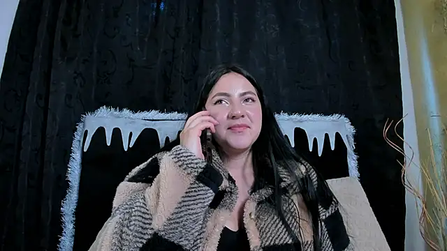 jenifer  power10 online show from December 17, 2025, 7:19 pm