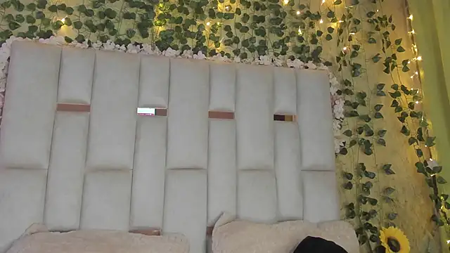 Snapshot of jenifer__power10 chatting on March 13, 2025, 6:45 pm jenifer power10 online show from March 13, 2025, 6:45 pm