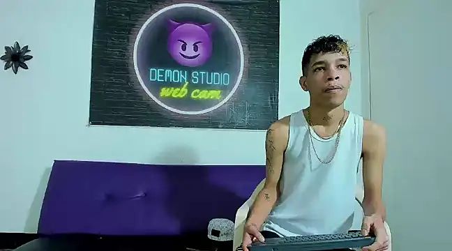 Exclusive Duo66 online show from December 23, 2024, 12:52 pm