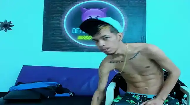 Exclusive Duo66 online show from December 11, 2024, 12:23 pm