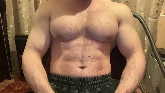 Snapshot of Mrbiceps23 chatting on March 16, 2026, 8:44 pm Mrbiceps23 online show from March 16, 2026, 8:44 pm