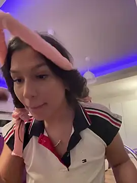 lissa yasemin online show from February 16, 2025, 7:38 pm