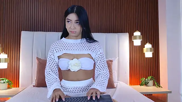 MeganCruzGB online show from October 15, 2025, 12:35 pm