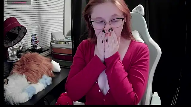 LilyFoxxx online show from March 8, 2025, 4:45 am