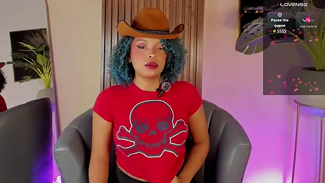 ened nessa online show from September 30, 2025, 12:55 pm