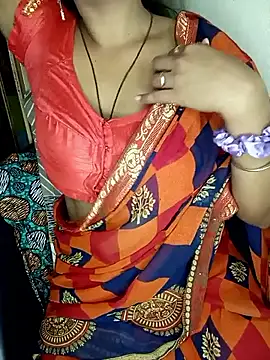 Snapshot of NOTY-LOVE-05 chatting on September 8, 2025, 3:44 pm NOTY-LOVE-05 online show from September 8, 2025, 3:44 pm