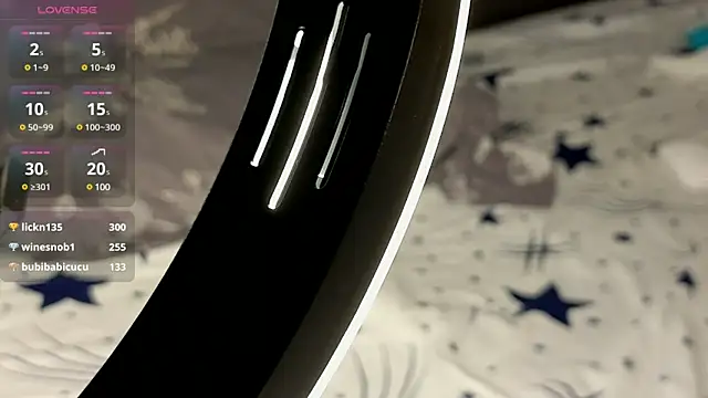 Lyrisa online show from January 26, 2025, 1:58 pm