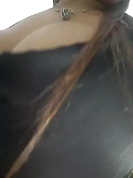 milf venus online show from October 18, 2025, 11:07 pm