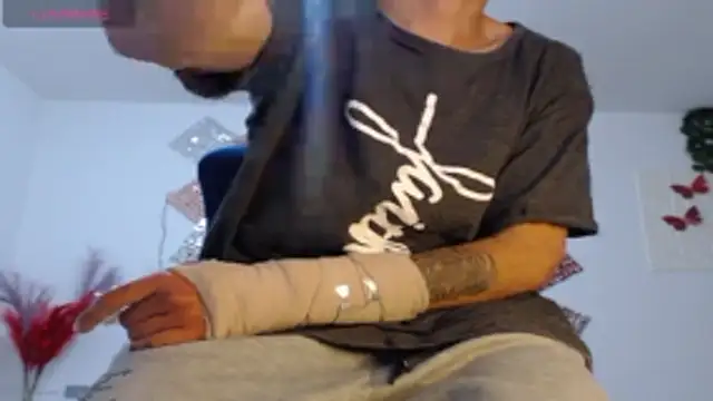 BIG cockpether online show from April 10, 2026, 3:24 am