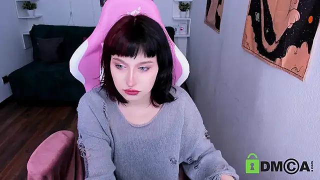 ElizaNik  online show from March 14, 2025, 4:43 am