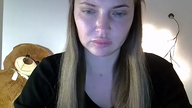 Lucky Anna online show from March 31, 2026, 7:16 pm