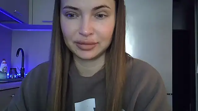 Lucky Anna online show from April 14, 2026, 12:10 pm