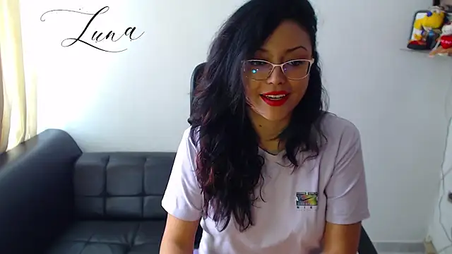 Lunavega1 online show from October 14, 2025, 3:56 pm