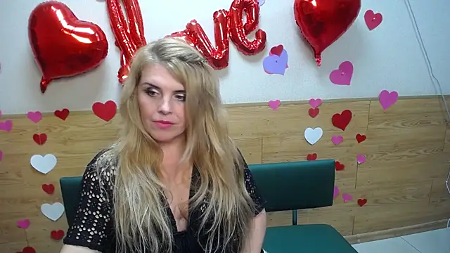 Julya Barbi online show from March 5, 2025, 6:01 am