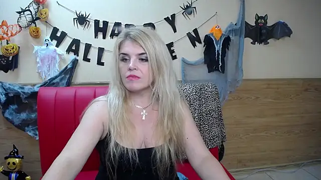 Julya Barbi online show from November 12, 2025, 6:06 am