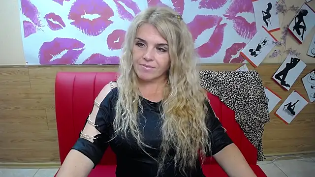 Julya Barbi online show from September 9, 2025, 5:17 am