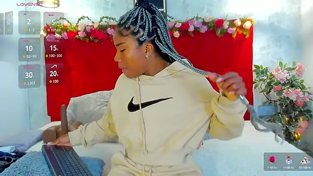 SilvannaFit online show from October 17, 2025, 11:45 am