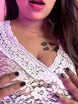 Snapshot of wildestcouplee chatting on November 27, 2025, 3:07 am wildestcouplee online show from November 27, 2025, 3:07 am