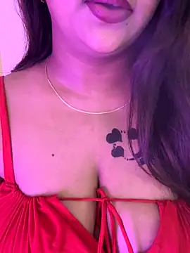 Snapshot of wildestcouplee chatting on September 12, 2025, 7:02 pm wildestcouplee online show from September 12, 2025, 7:02 pm