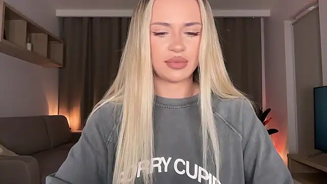 Julia RL online show from October 13, 2025, 7:48 pm