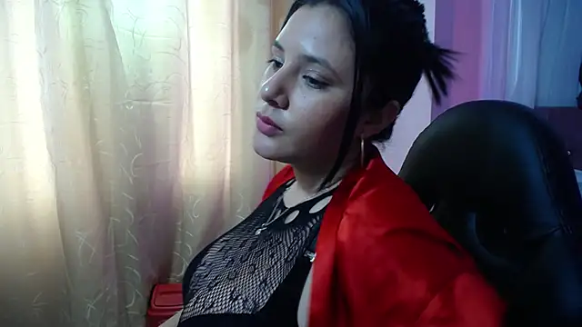 frreeya online show from February 4, 2025, 9:20 pm