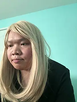 Jessica-Aine online show from January 3, 2025, 11:33 pm