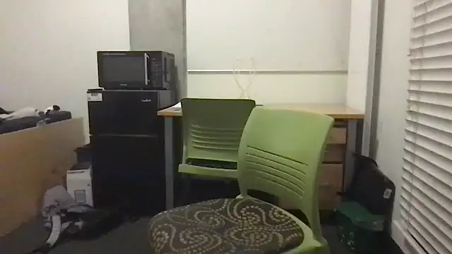 Jessica-Aine online show from December 7, 2024, 5:32 am