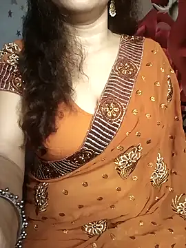 Sneha gril online show from October 3, 2025, 2:07 pm