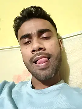 Skinny Bigass 23 online show from February 18, 2025, 6:58 pm