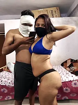 hot wife 35 online show from April 4, 2026, 3:13 am